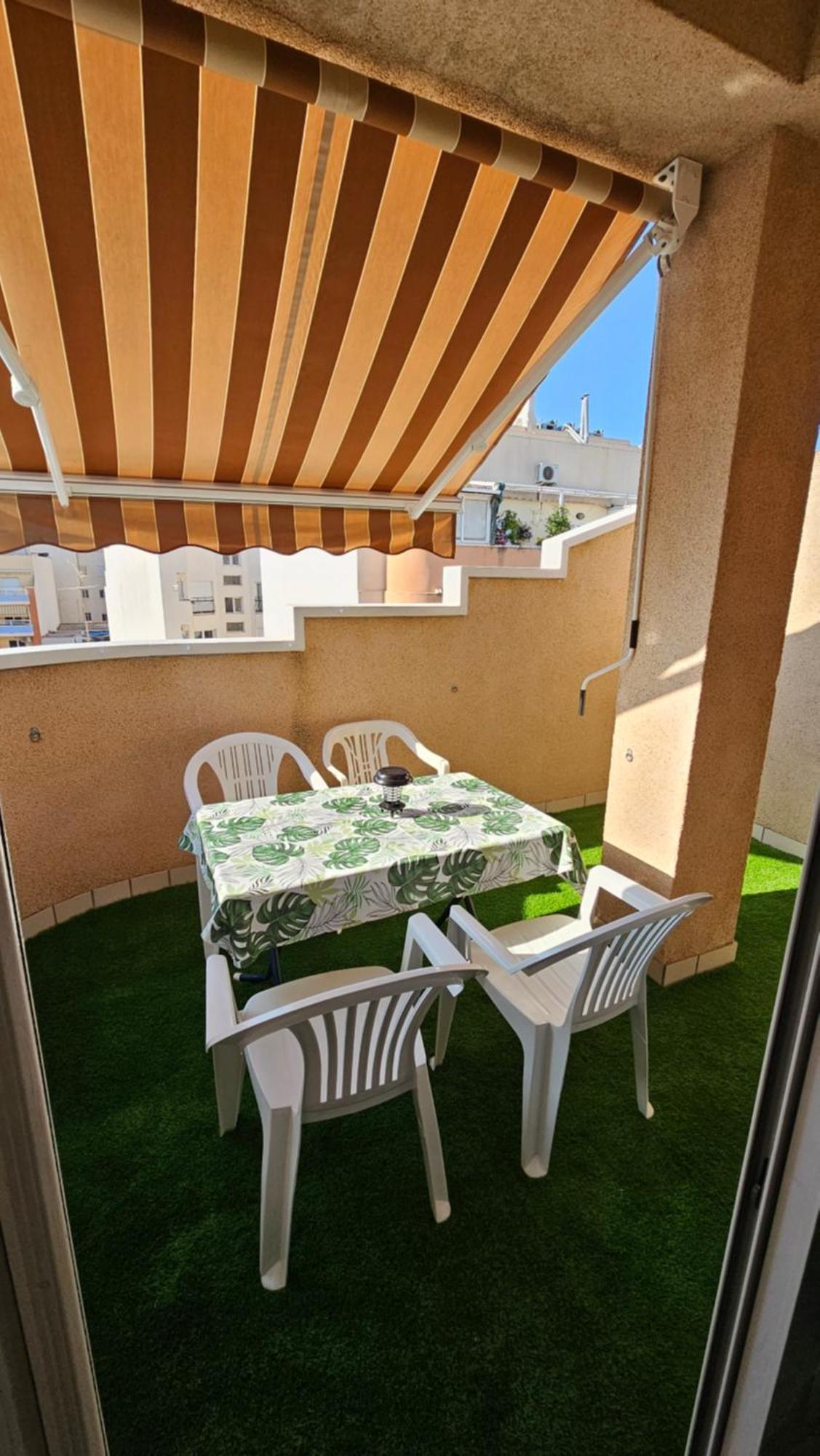 Rodas Apartment Τορεβιέχα Εξωτερικό φωτογραφία