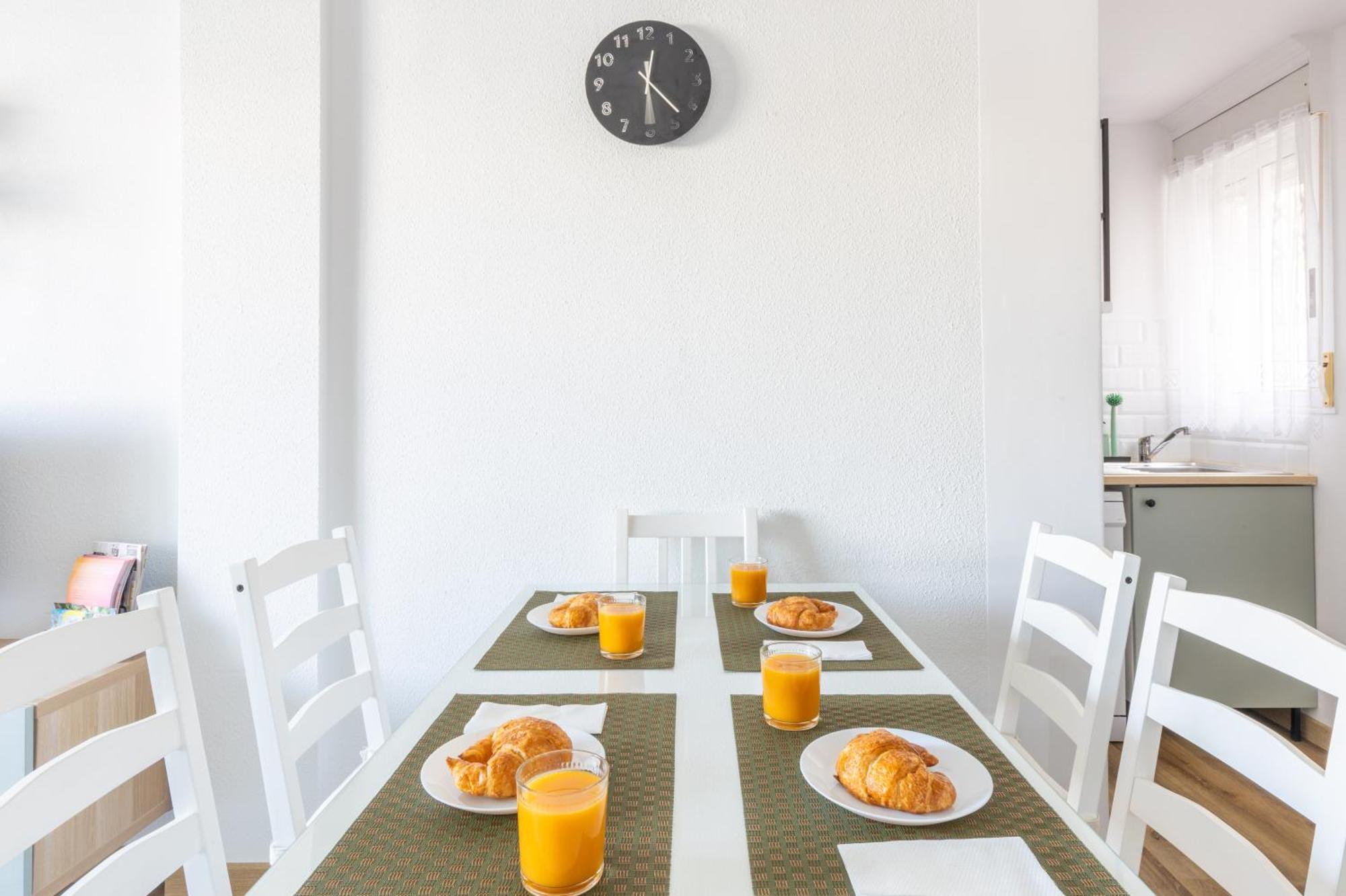 Rodas Apartment Τορεβιέχα Εξωτερικό φωτογραφία